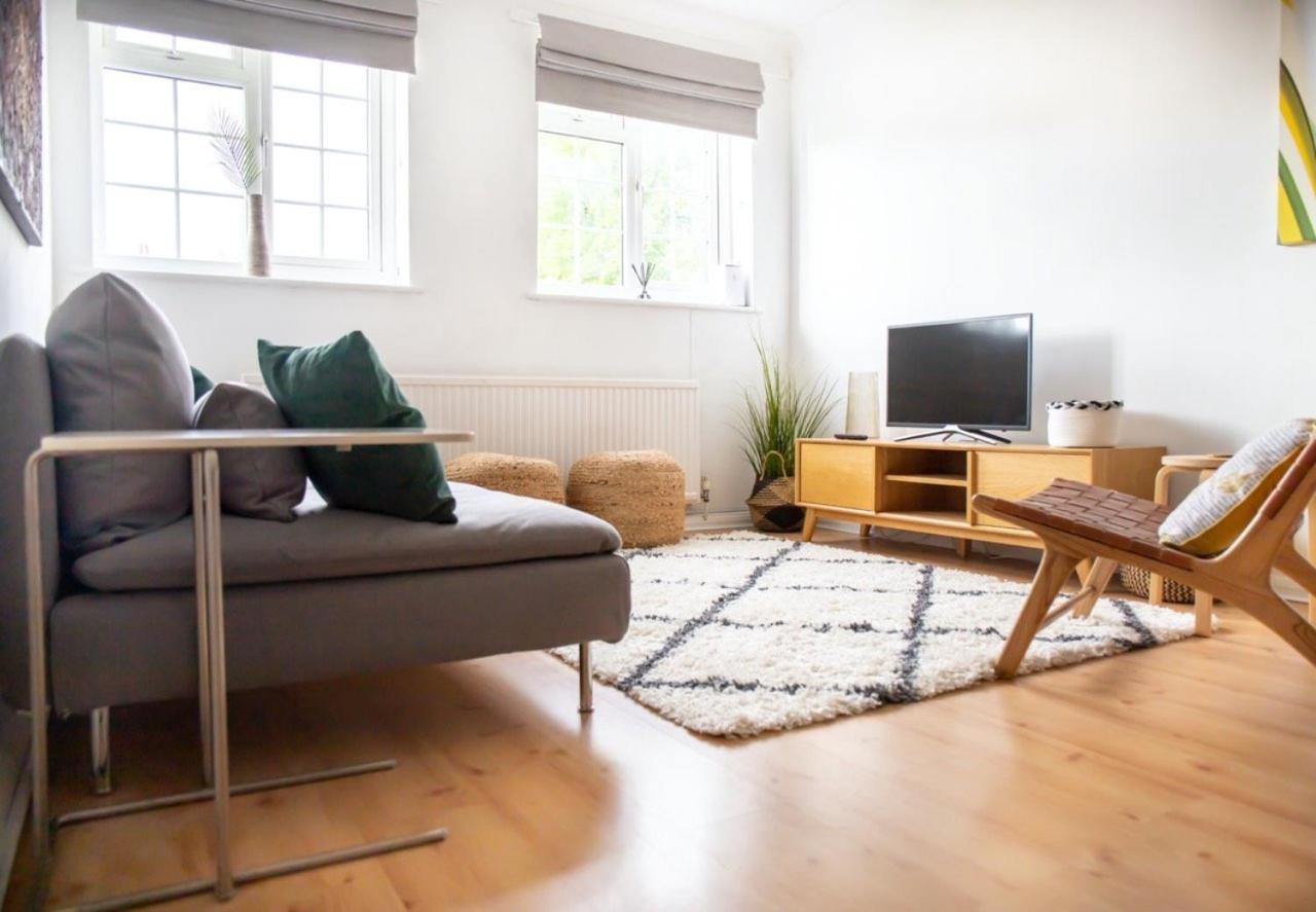 Guestready - Homely Leeds City Apartment Sleep 4 Meanwood Εξωτερικό φωτογραφία