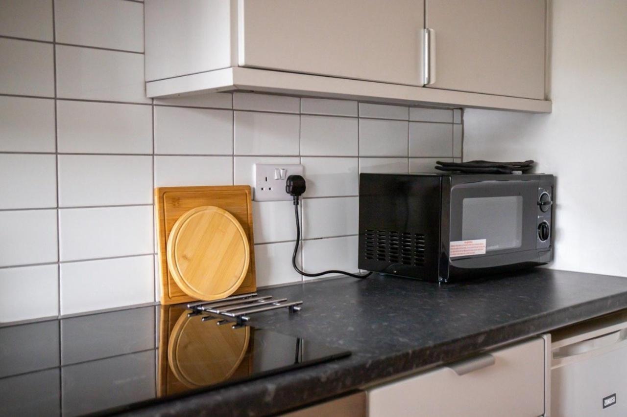Guestready - Homely Leeds City Apartment Sleep 4 Meanwood Εξωτερικό φωτογραφία