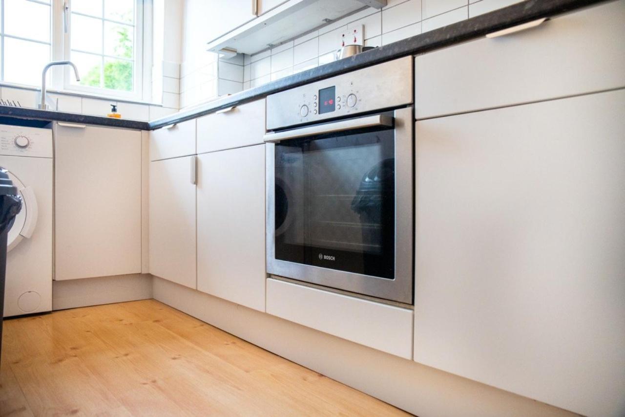 Guestready - Homely Leeds City Apartment Sleep 4 Meanwood Εξωτερικό φωτογραφία