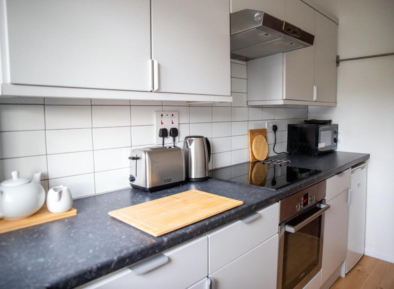 Guestready - Homely Leeds City Apartment Sleep 4 Meanwood Εξωτερικό φωτογραφία